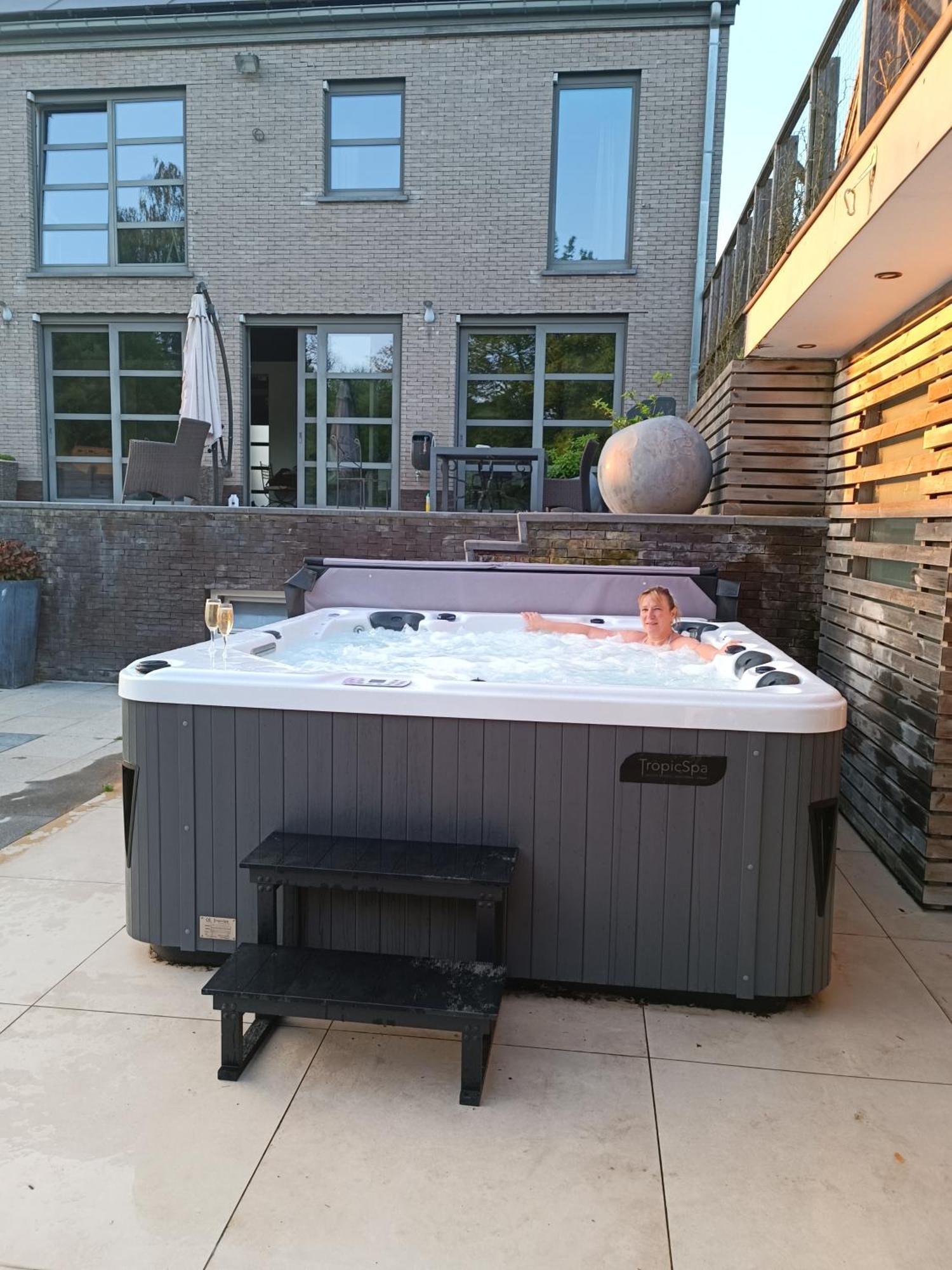 Villers-la-Ville Appartement 5 Personnes Avec Acces Piscine Et Jacuzzi מראה חיצוני תמונה